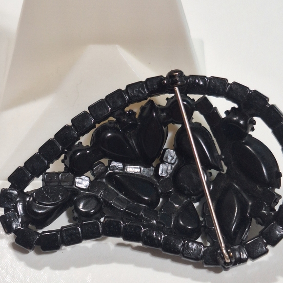 Vtg Weiss Black Prong Set Rhinestone Brooch Pin 2.25" Mourning Brooch - Picture 5 of 10